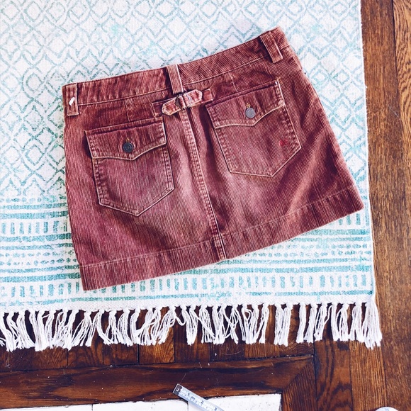 American Eagle Outfitters Dresses & Skirts - American Eagle Rust Corduroy Mini Skirt A72